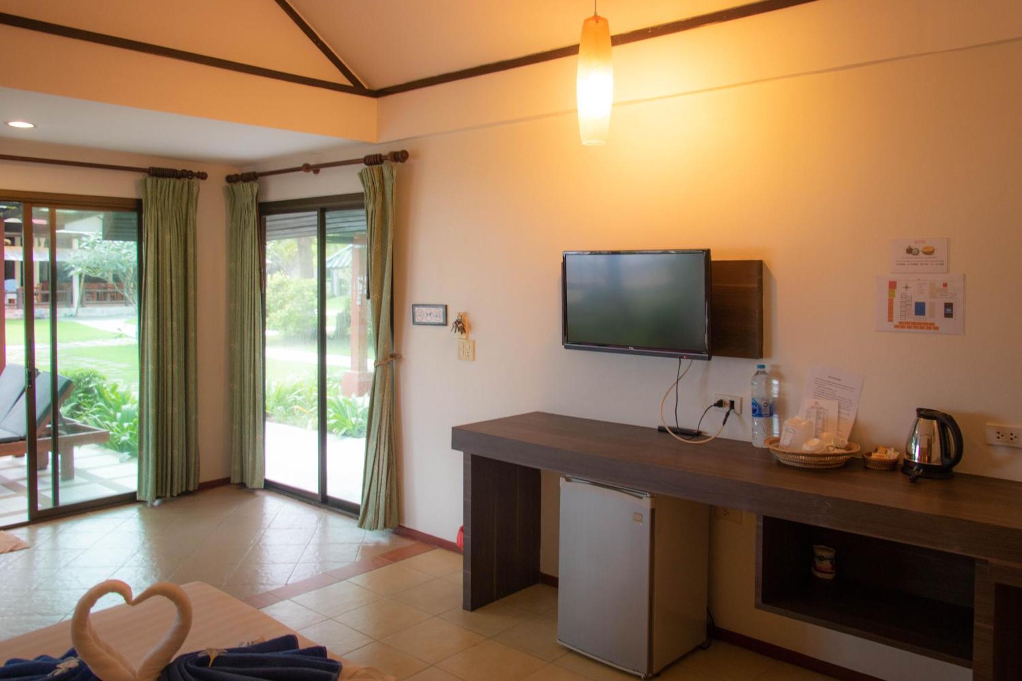 Golden Bay Cottage - Sha Extra Plus Koh Lanta Room photo
